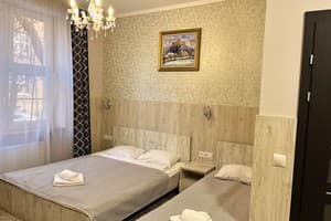 Апарт-отель Апартаменты в историческом центре "ГАЛАГОВЪ". Делюкс трехместный 2(В)  1