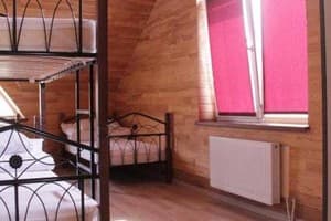 Хостел Фридом. Место в общем 4-местном номере  5