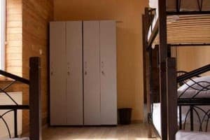 Хостел Фридом. Место в общем 4-местном номере  6