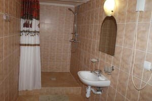 Мини-отель Мала Прага. Стандарт 4-местный  5