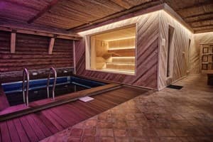 UNGVARSKIY Thermal Hotel 8